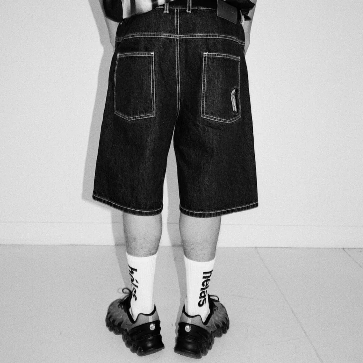 Helas Dieu Grec Jean Shorts | Washed Black - Image 8